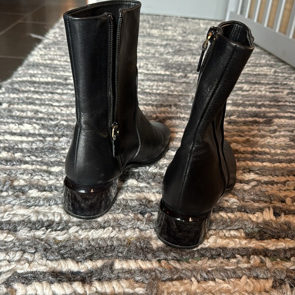 Stuart Weitzman ankle boots block heel good condition - Picture 4 of 8